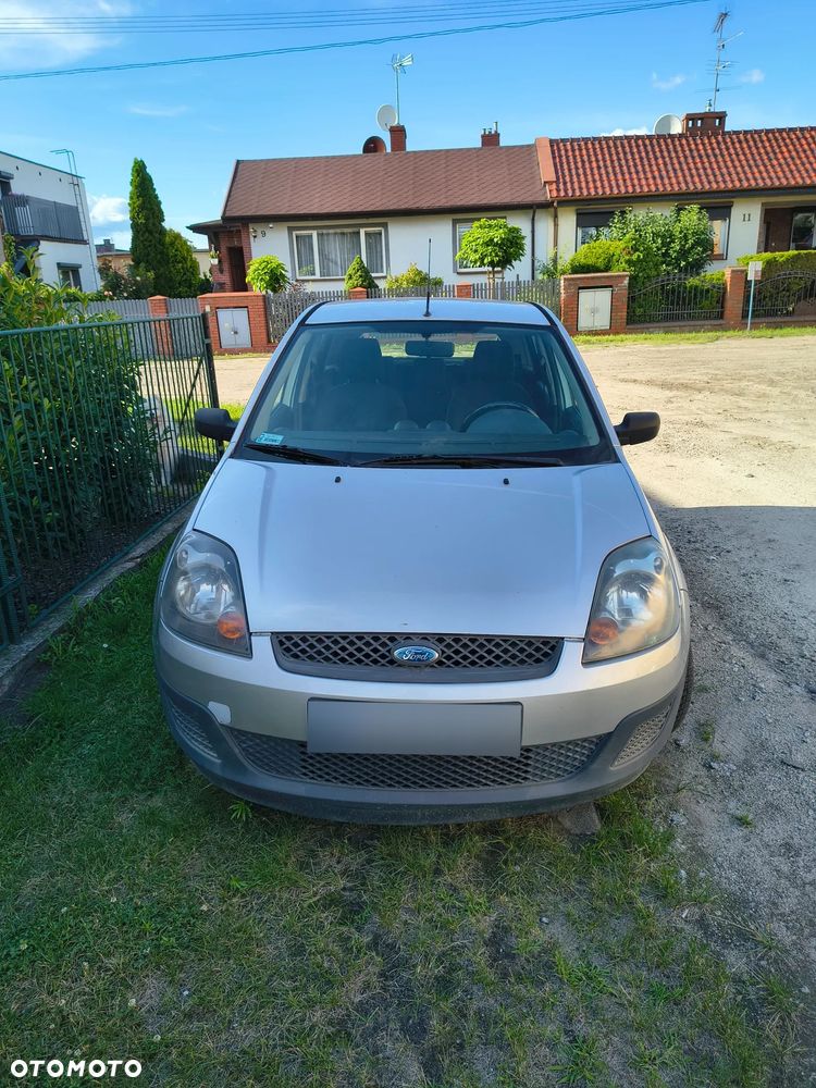 Ford Fiesta 1.3 - 4