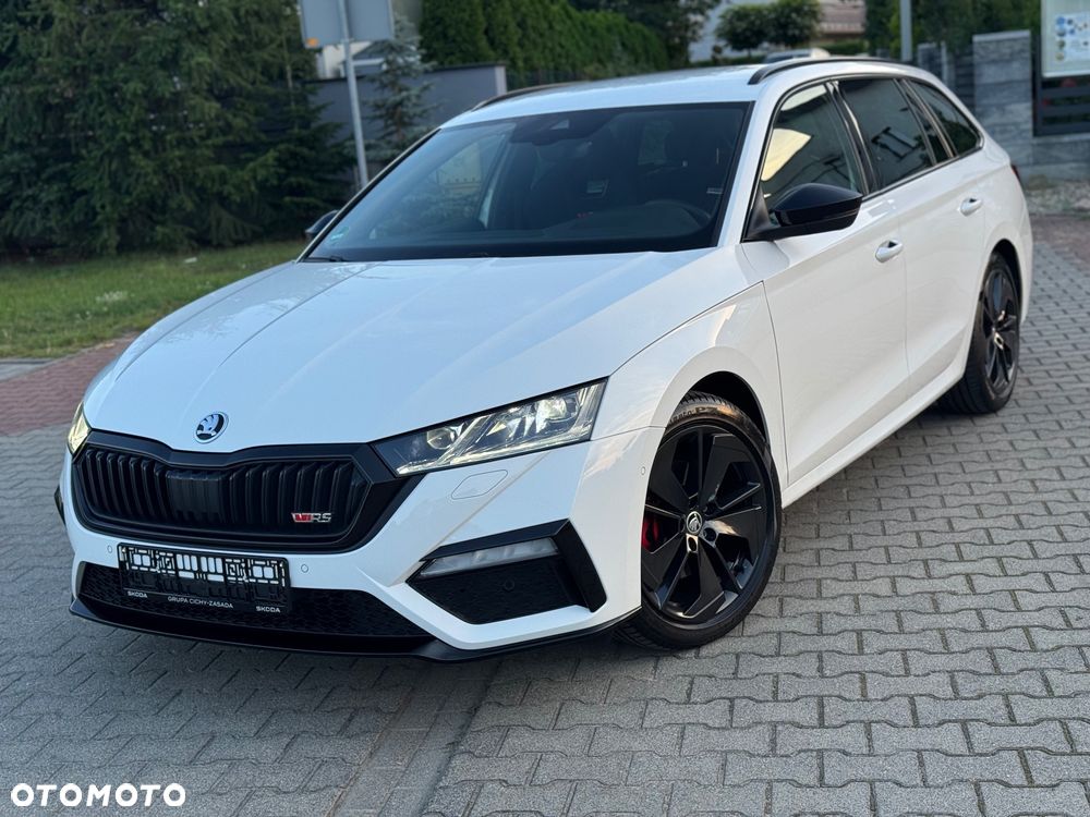 Skoda Octavia 2.0 TDI DSG RS - 9