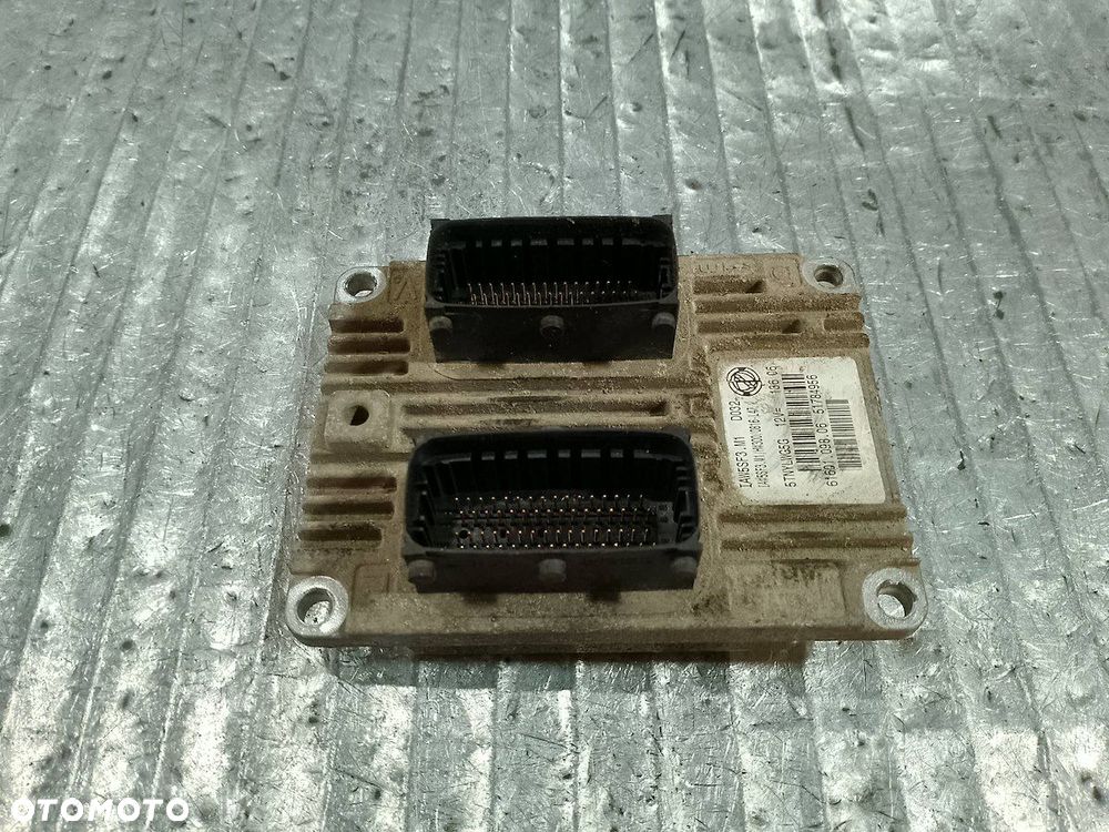 KOMPUTER, STEROWNIK FIAT GRANDE PUNTO 51784956 1.2 8V - 1