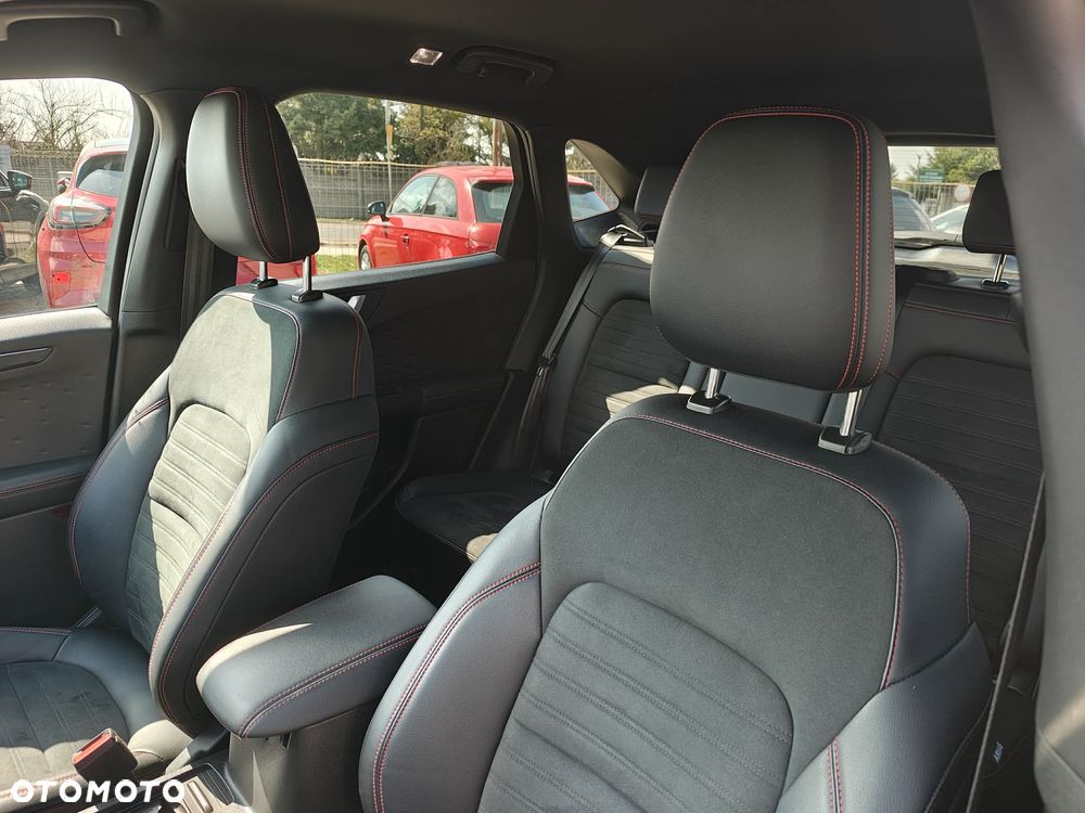 Ford Kuga 2.0 EcoBlue Hybrid ST-LINE - 15