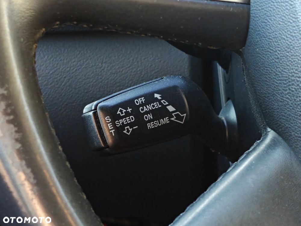 Audi A3 Sportback 2.0 TDI DPF (DSG) S tronic Attraction - 16