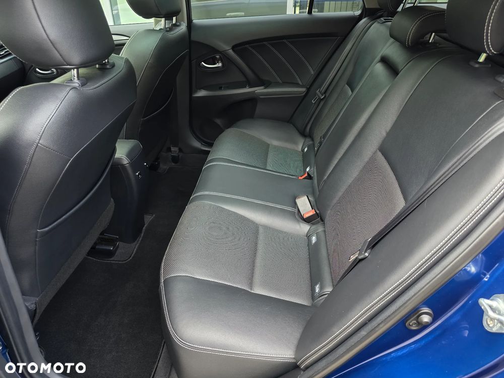 Toyota Avensis 1.8 Prestige - 21