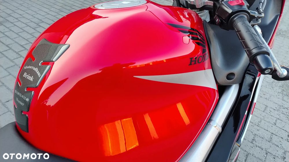 Honda CBR - 24