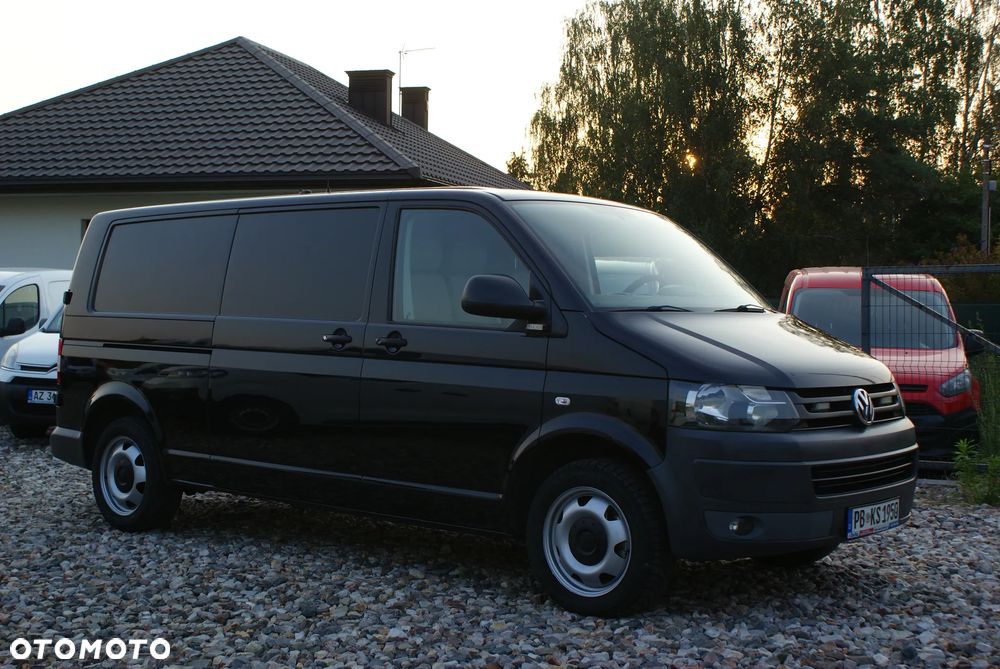 Volkswagen Transporter - 1
