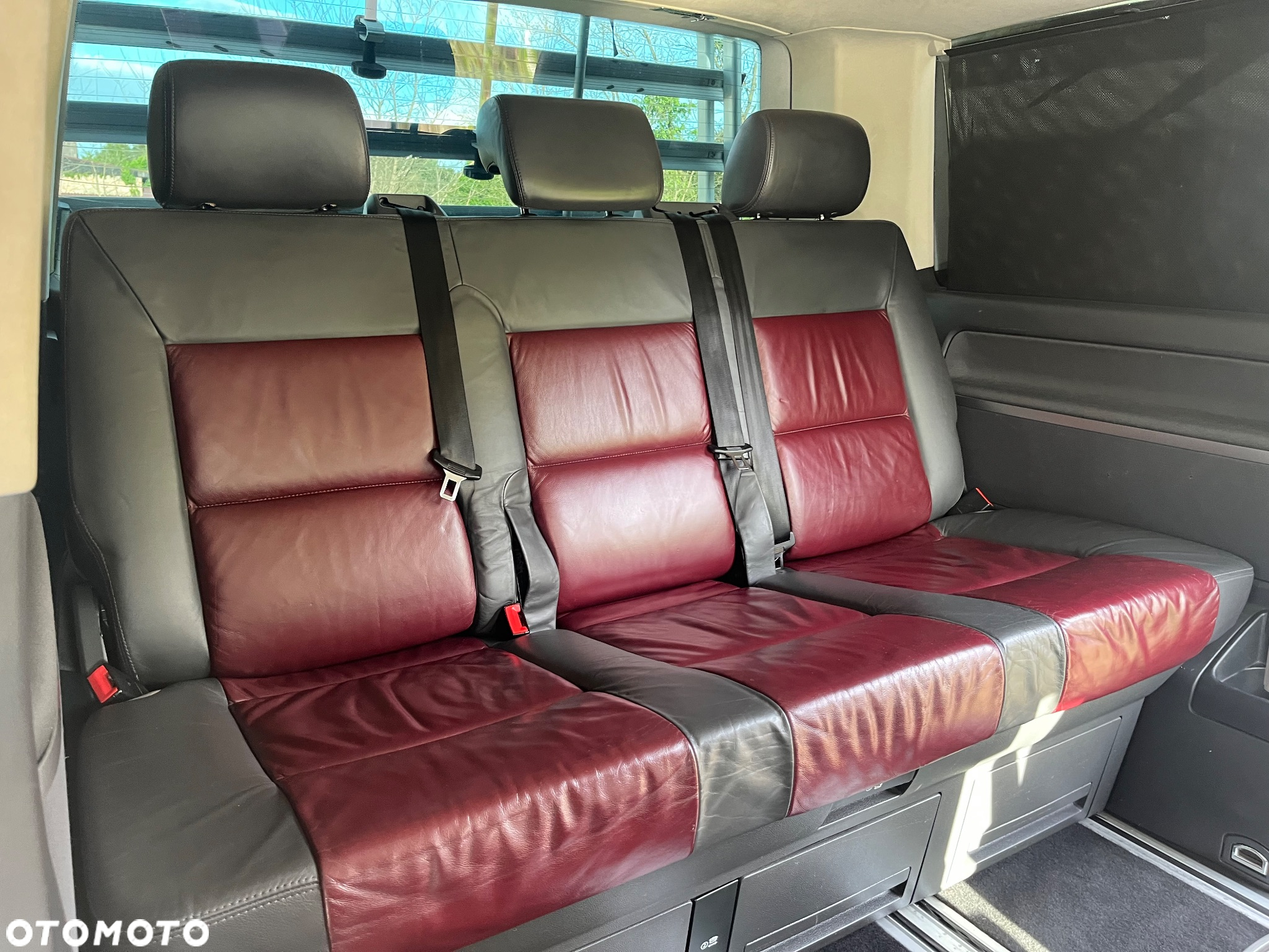 Volkswagen Multivan - 27