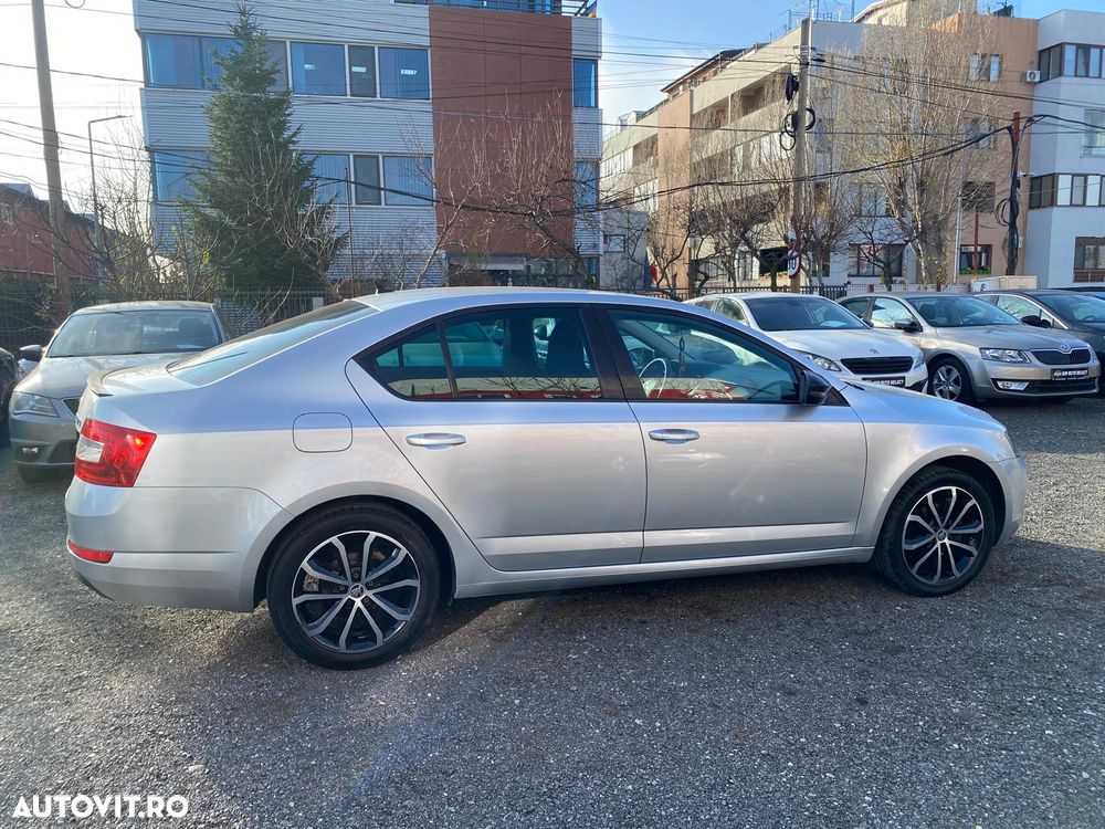 Skoda Octavia 1.6 TDI Style - 4