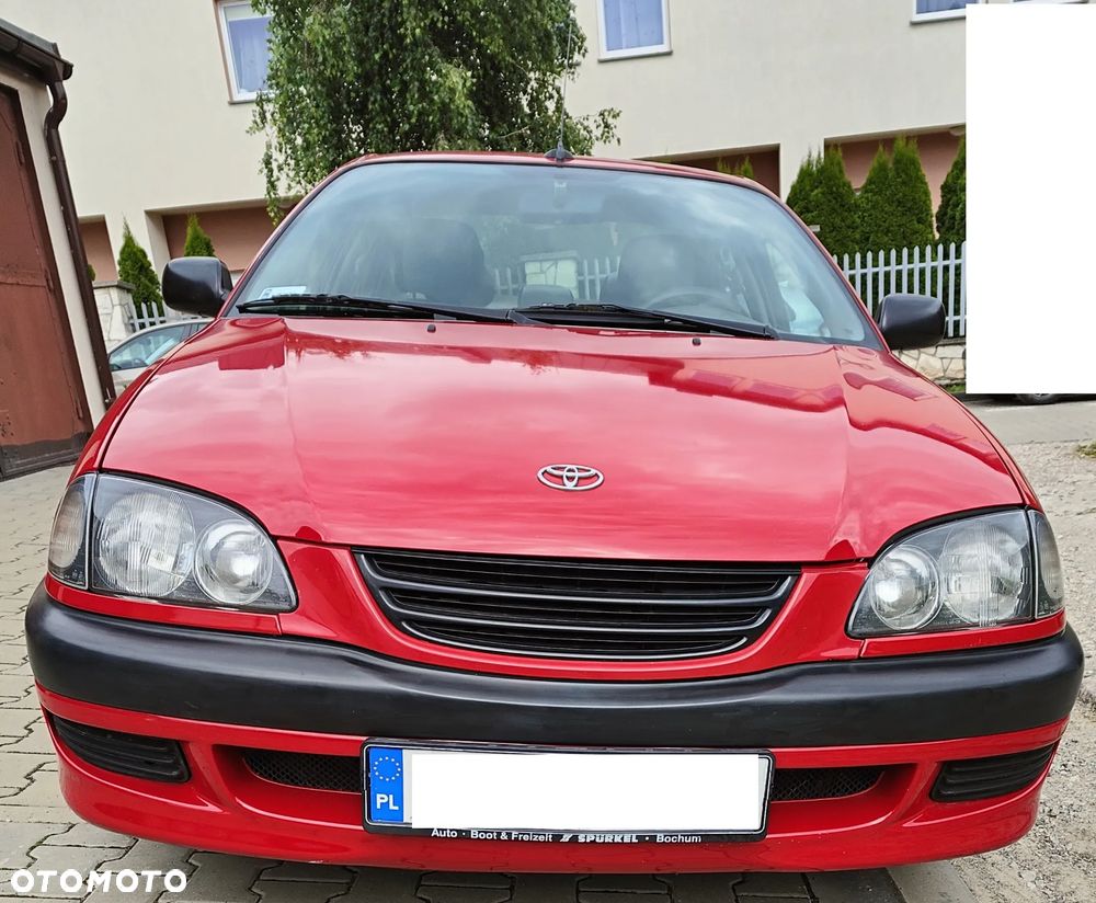 Toyota Avensis - 3
