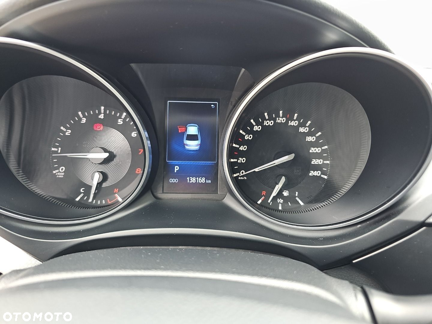 Toyota Avensis 1.8 Premium MS - 20