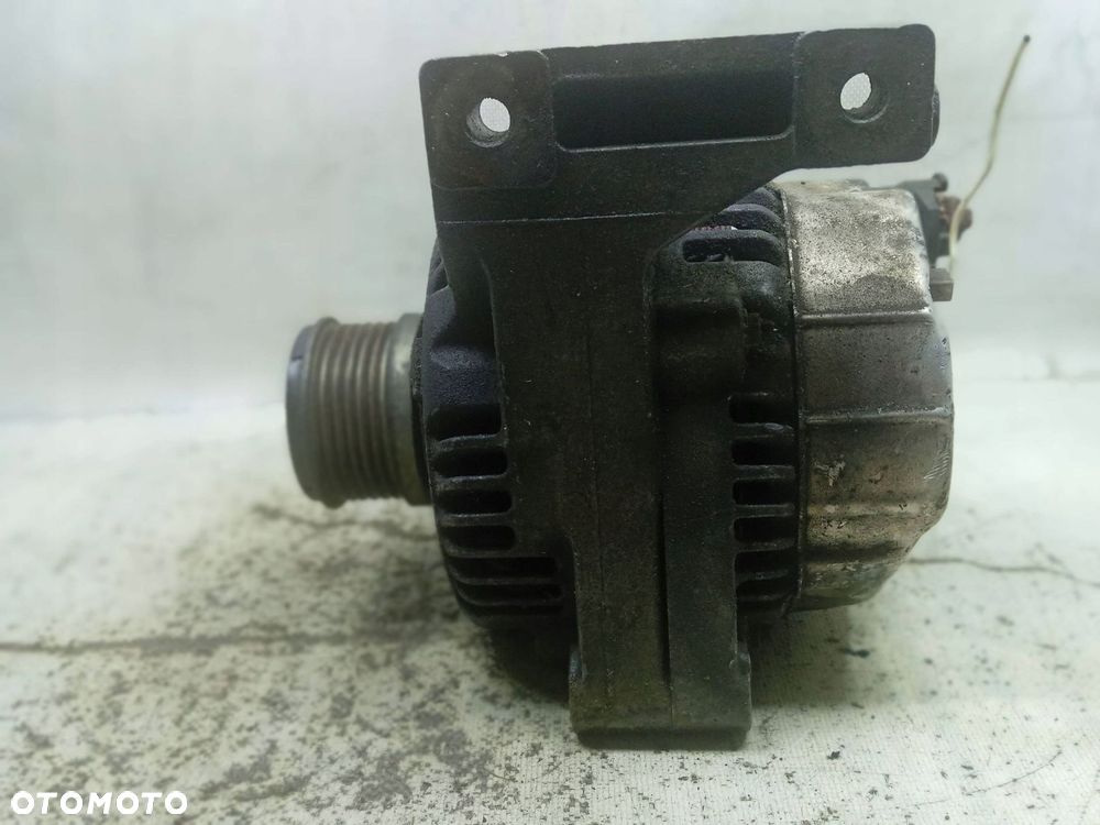 Alternator 9472908 Volvo V40 1.8 - 4