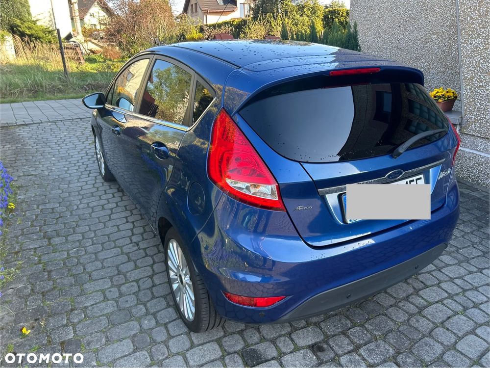 Ford Fiesta 1.25 Titanium EU5 - 4