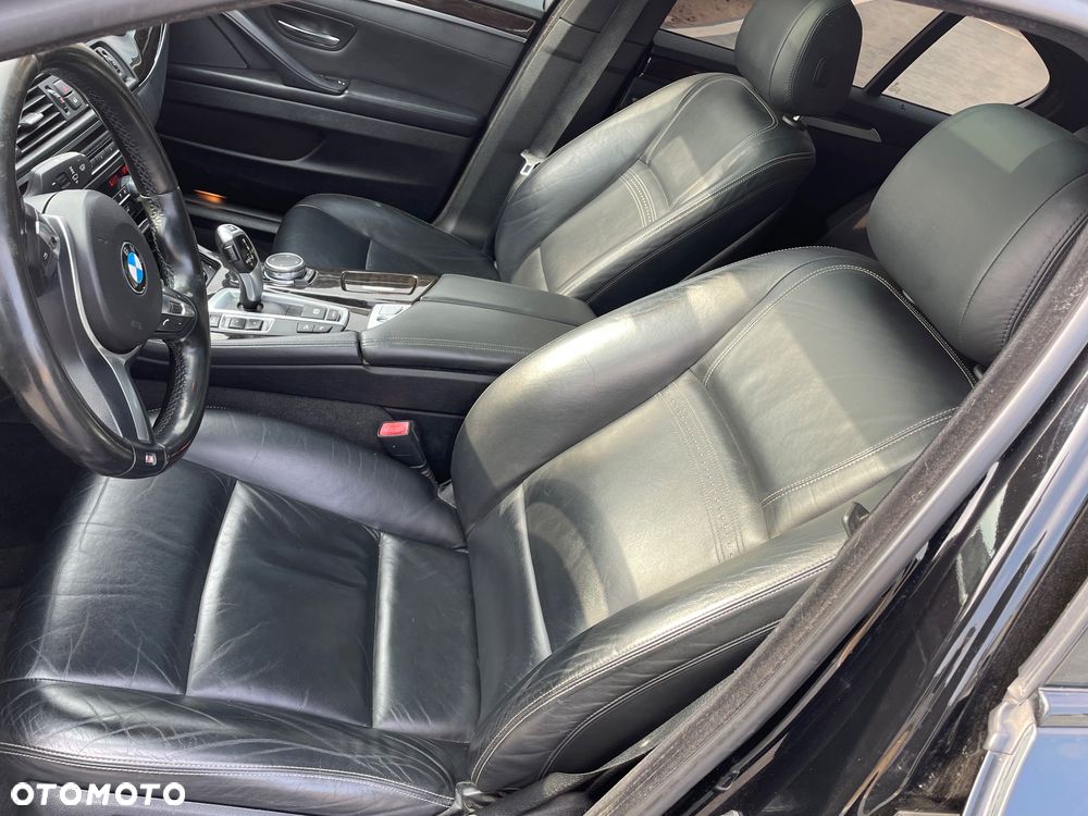 BMW Seria 5 528i xDrive Luxury Line - 13