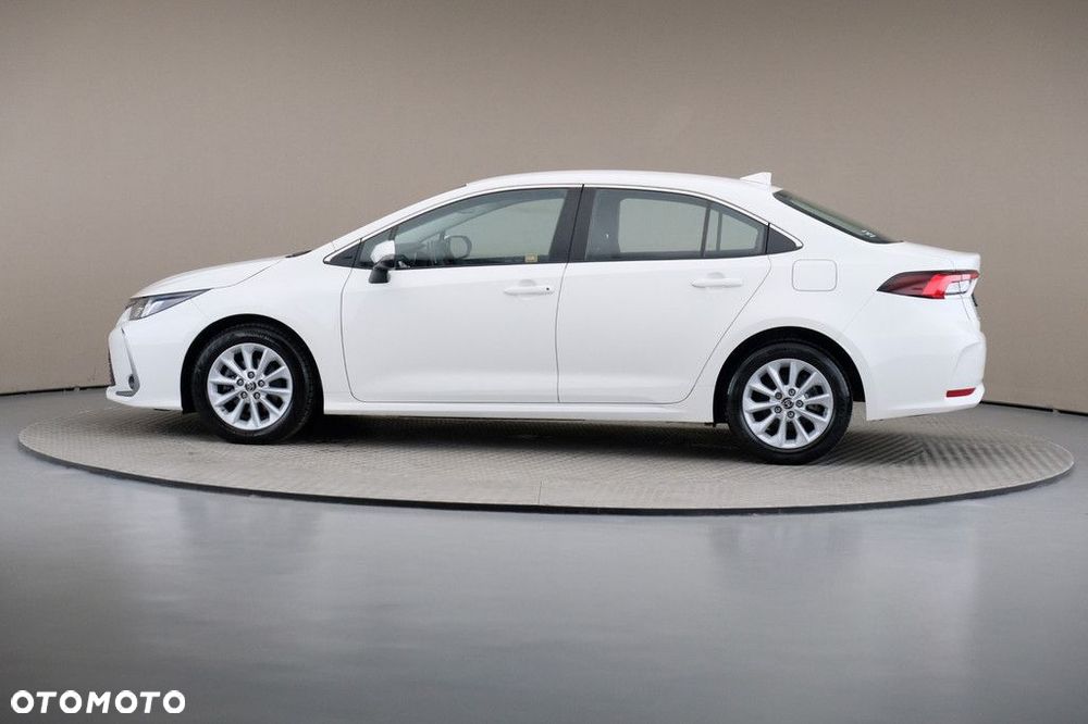 Toyota Corolla - 4