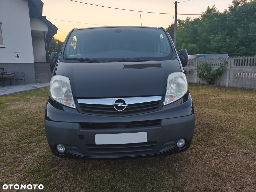 Opel VIVARO - 2