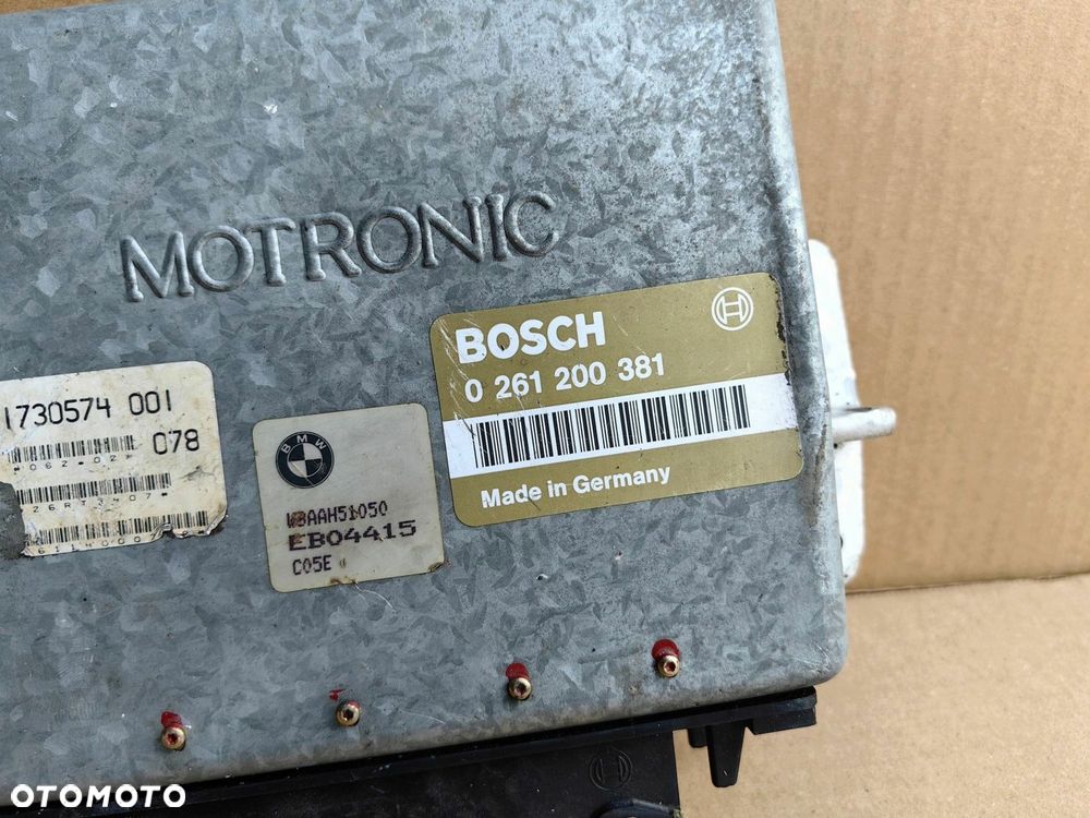 Komputer sterownik silnika BMW e34 e30 m20b20 m20 2.0 0261200381 (4339) - 2