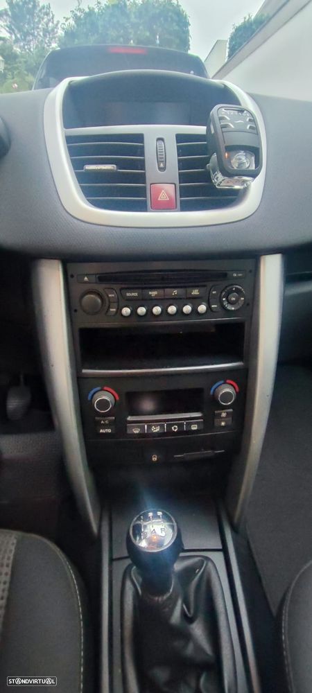 Peugeot 207 1.4 HDi Sport - 10