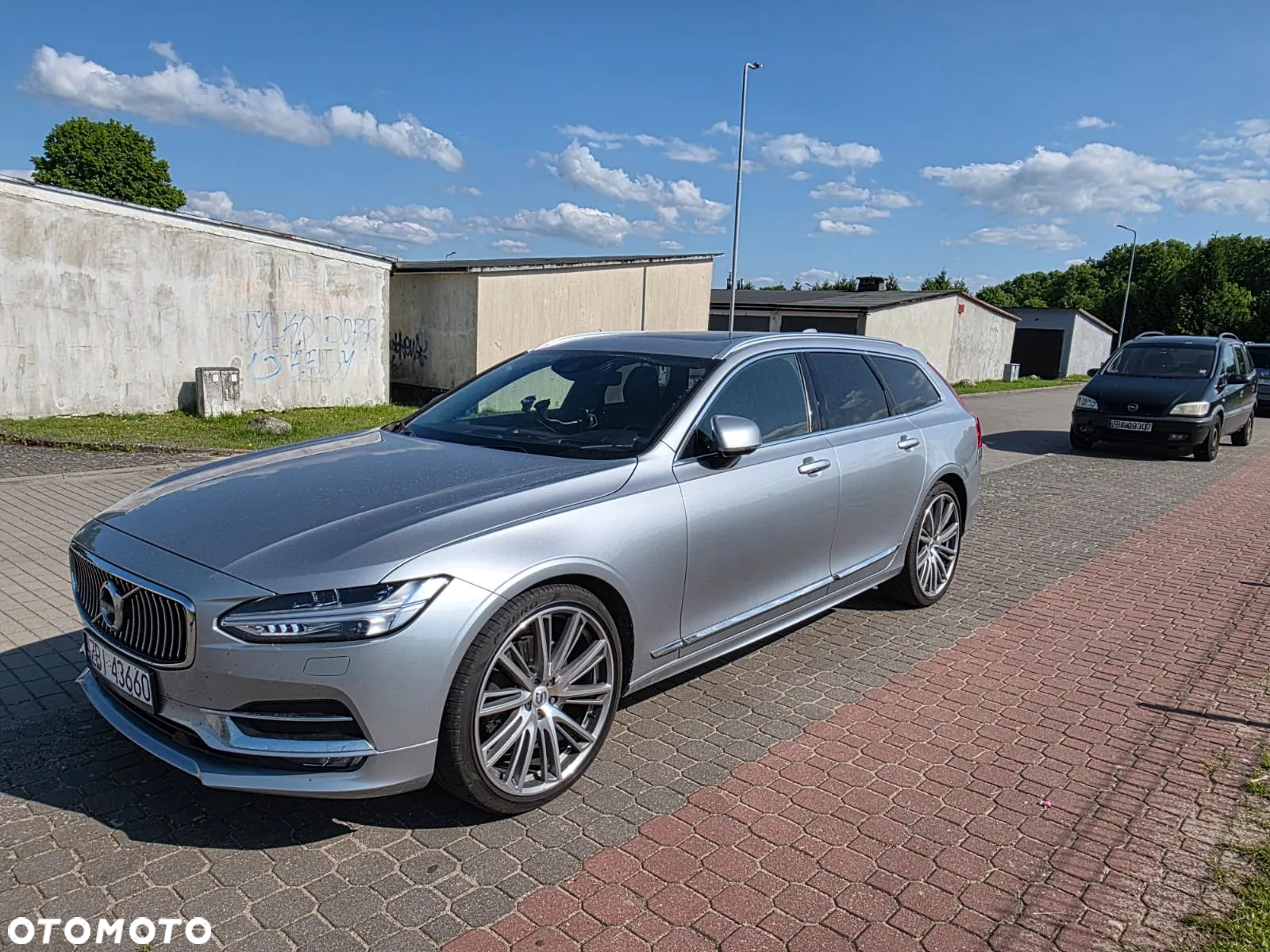 Volvo V90 D5 AWD Inscription - 28