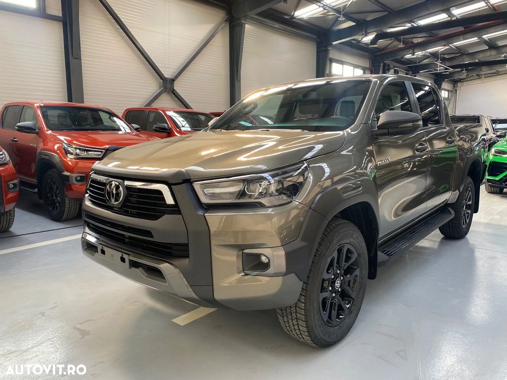 Toyota Hilux 2.8D 204CP 4x4 Double Cab AT MHEV Invincible - 8