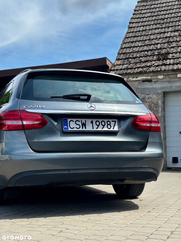 Mercedes-Benz Klasa C 220 d 4Matic 9G-TRONIC Avantgarde - 17