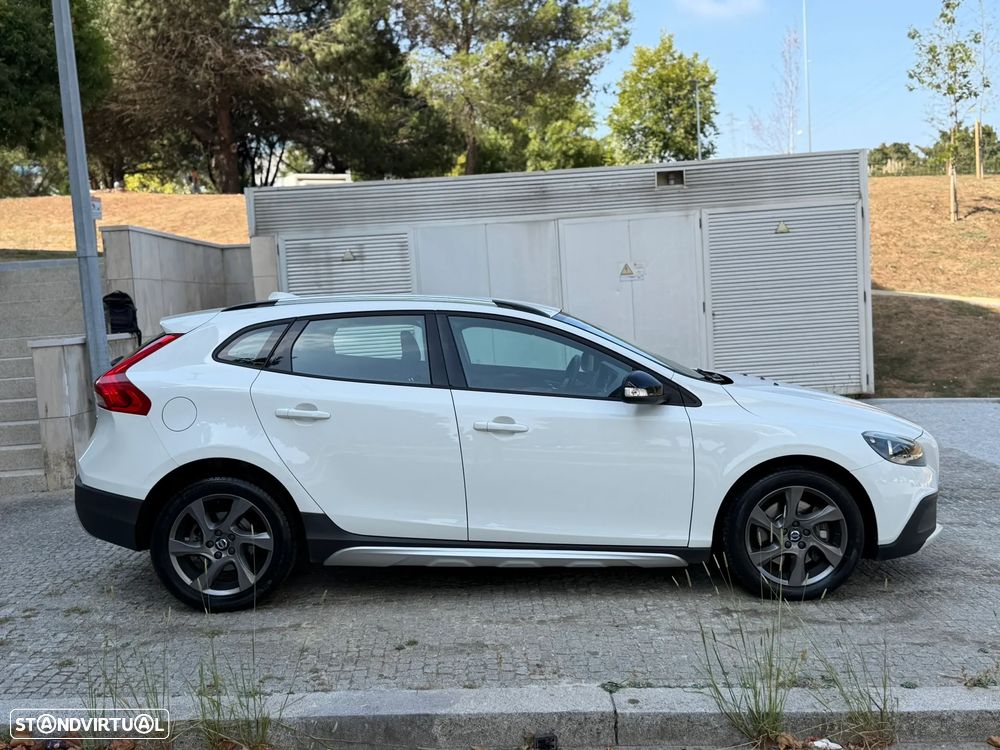 Volvo V40 Cross Country 2.0 D2 Summum - 30
