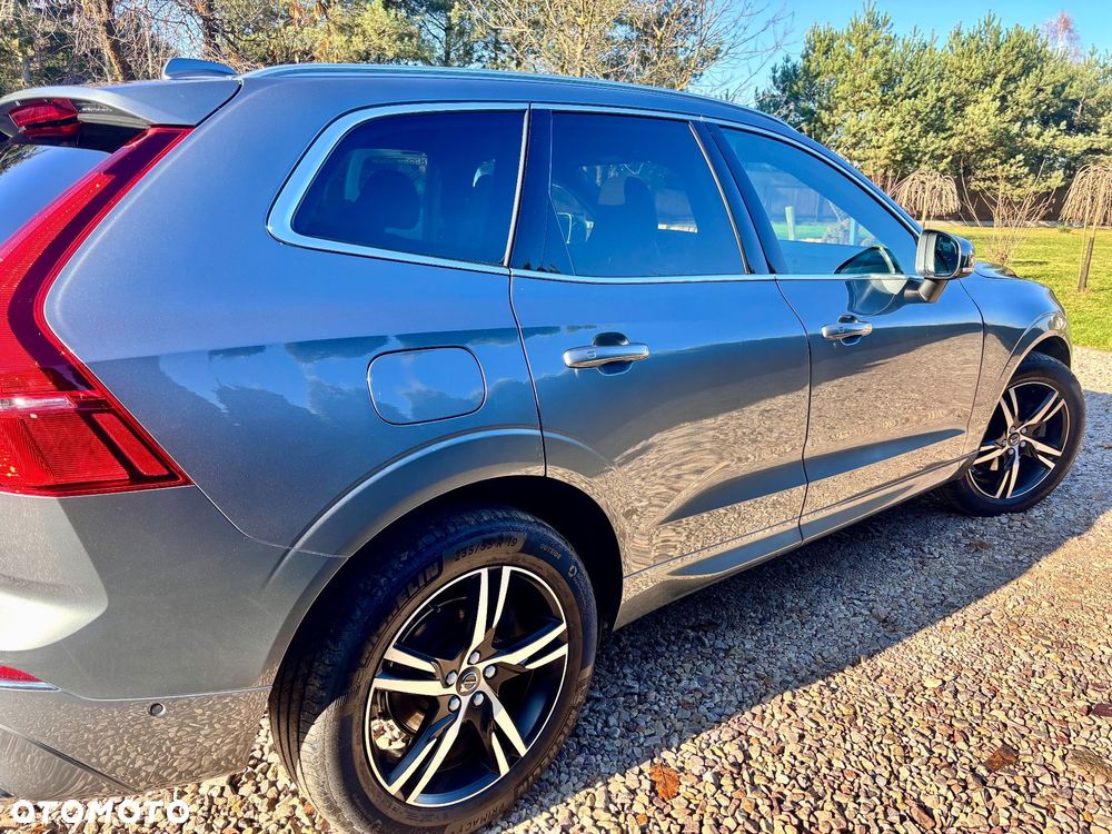 Volvo XC 60 T5 AWD Geartronic Momentum - 23