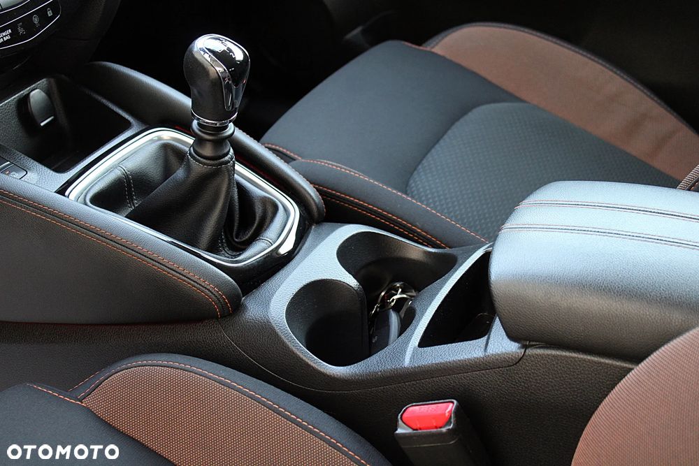 Nissan Qashqai 1.3 DIG-T N-Connecta - 19