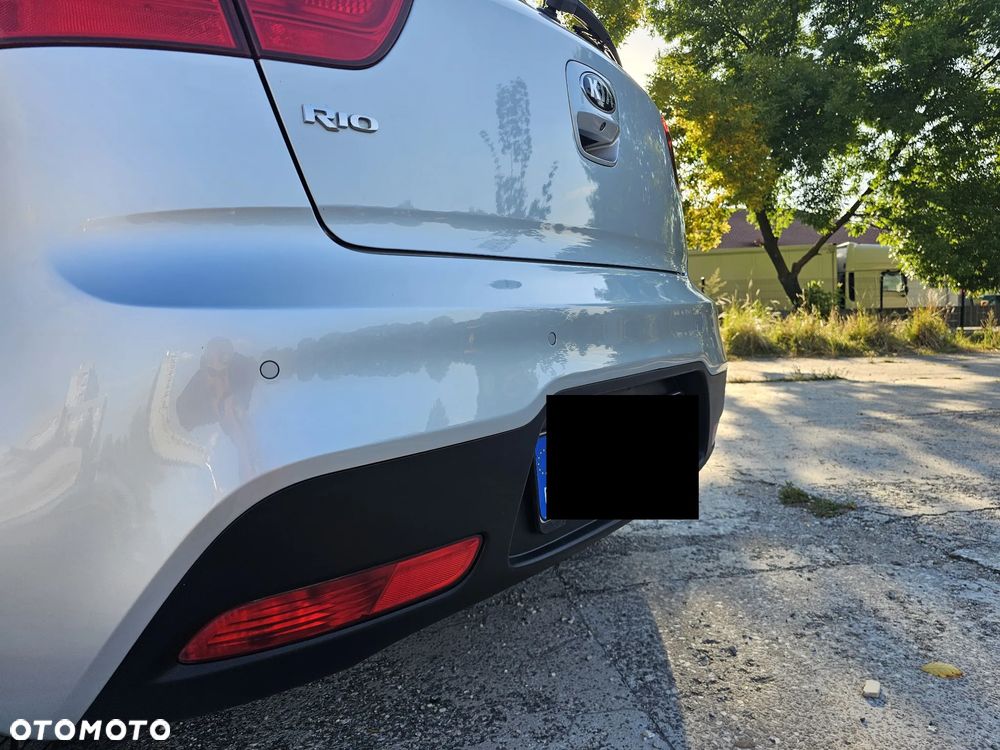 Kia Rio 1.4 Edition 7 - 16