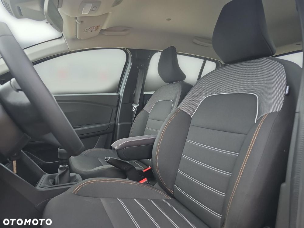 Dacia Sandero 1.0 TCe Essential - 11
