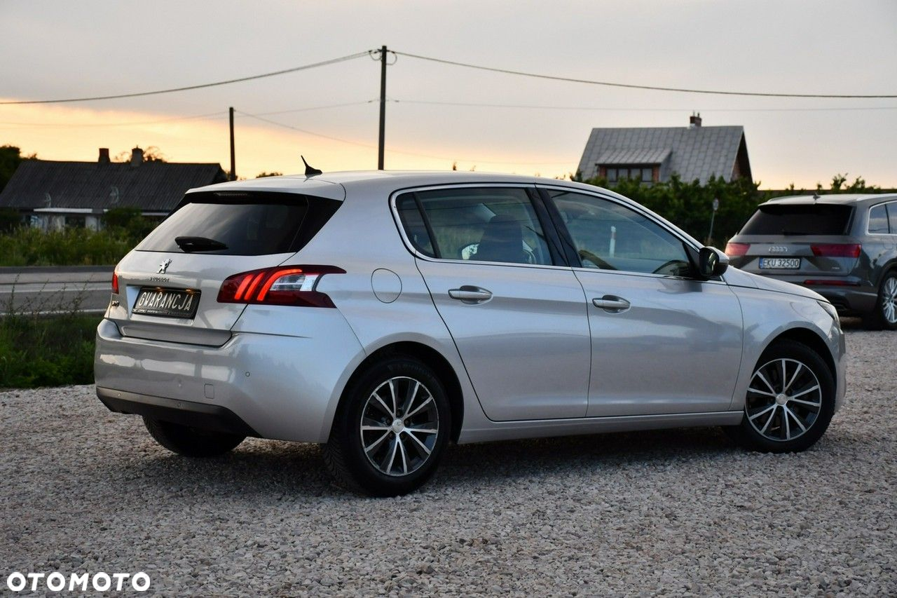 Peugeot 308 - 23
