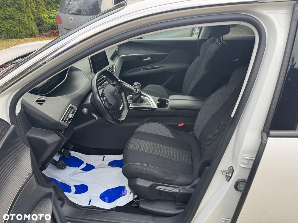 Peugeot 3008 PureTech 130 Stop & Start GPF Active - 10