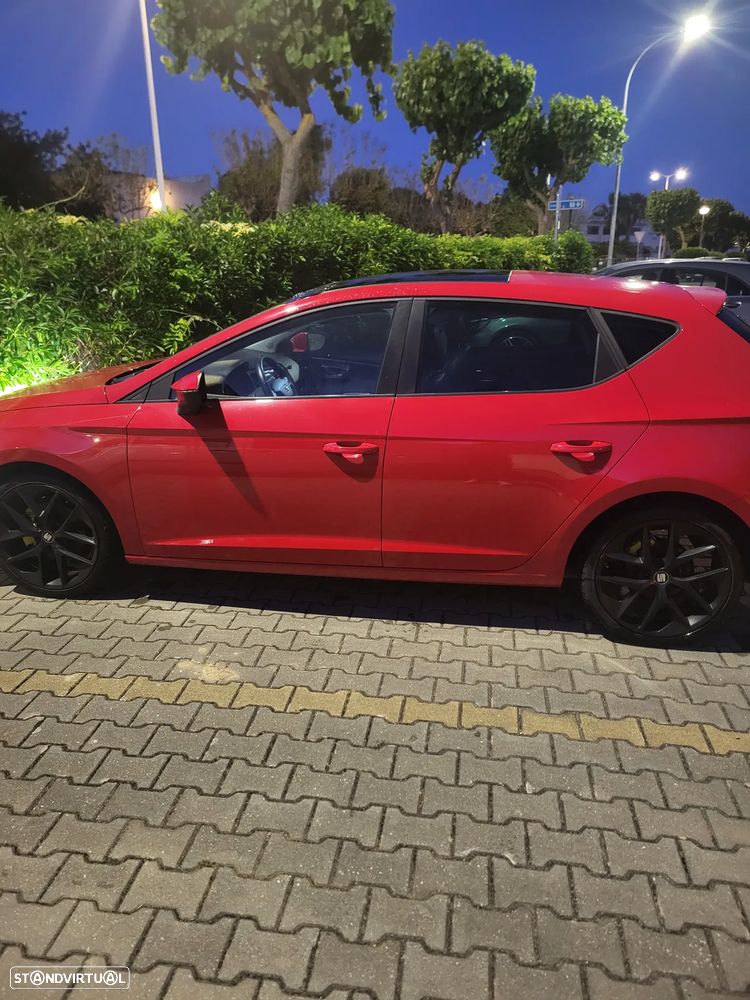SEAT Leon 2.0 TDI DPF S&S FR - 4