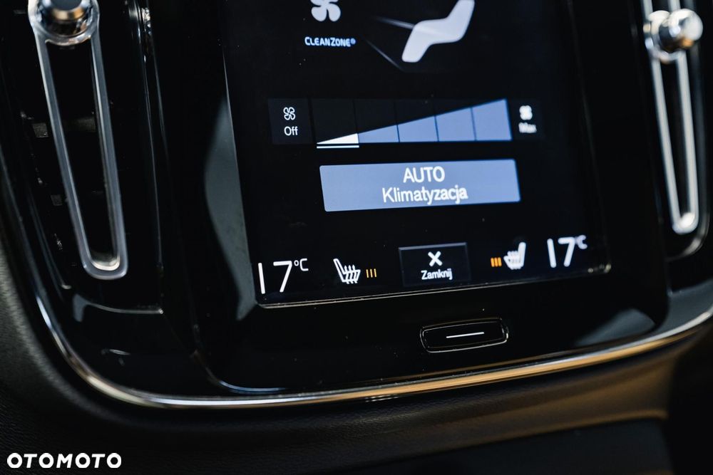 Volvo XC 40 T4 AWD - 23