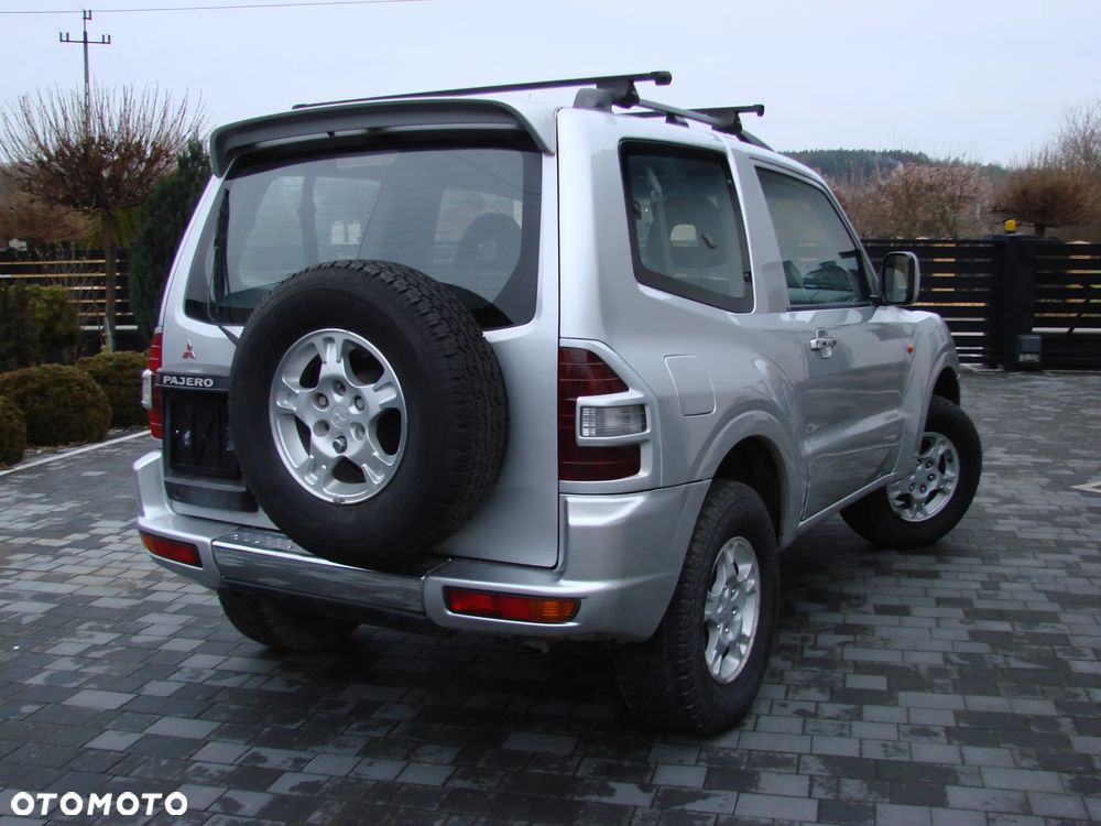 Mitsubishi Pajero 2.5 TD Classic - 13