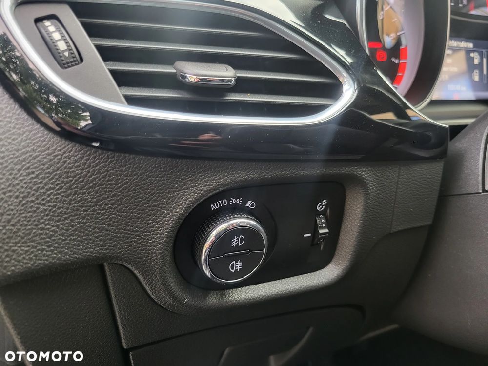 Opel Astra 1.4 Turbo Edition - 21
