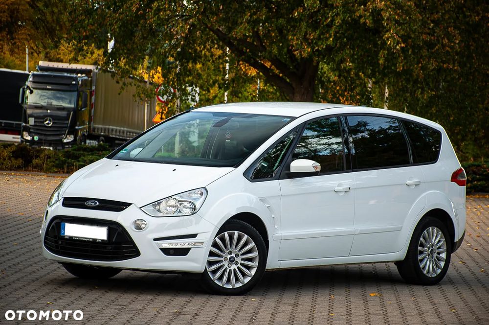 Ford S-Max 2.0 TDCi DPF Champions Edition - 9