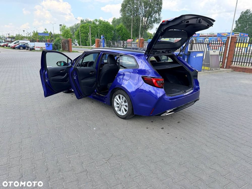 Toyota Corolla - 10