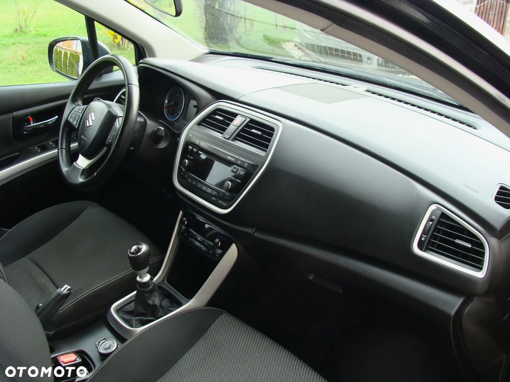 Suzuki SX4 S-Cross 1.6 DDiS 4x4 Comfort+ - 8