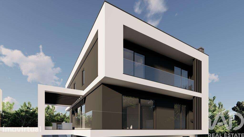 Casa / Villa T3 em Mexilhoeira Grande de 190,00 m2 - Grande imagem: 3/8