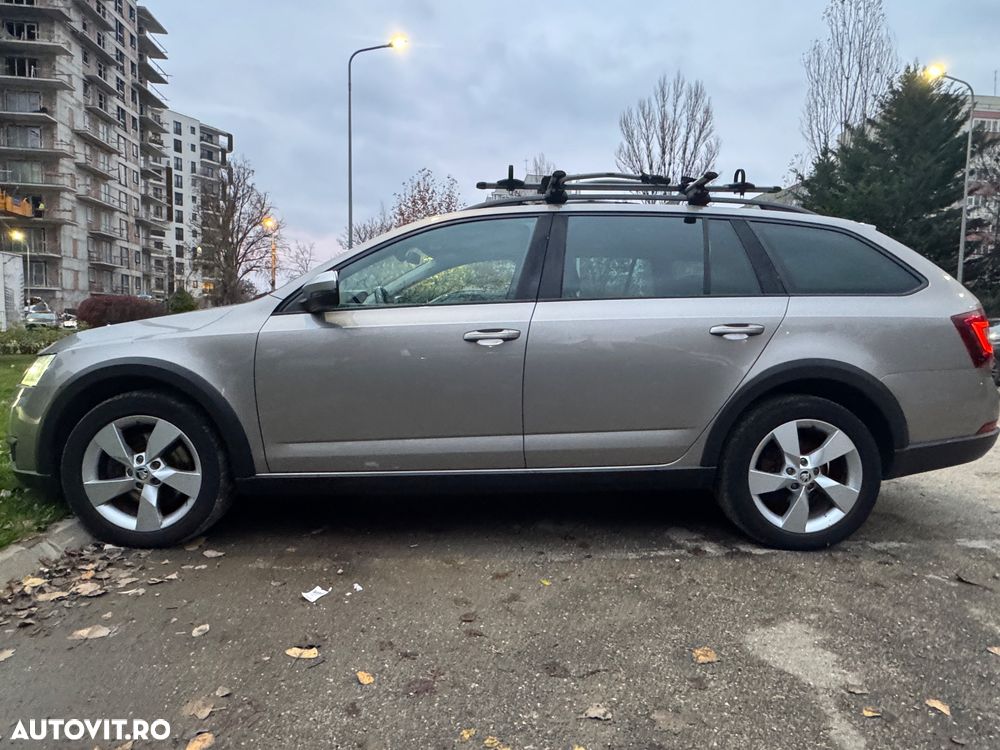 Skoda Octavia Combi Diesel 2.0 TDI 4X4 DSG Scout - 3
