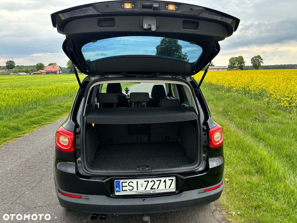 Volkswagen Tiguan - 13