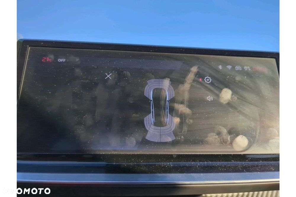 Peugeot 208 - 11
