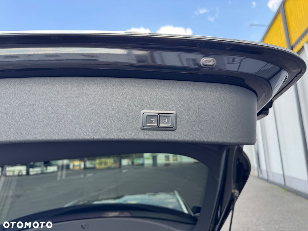 Audi A6 Avant 2.0 TDI Ultra S tronic - 19