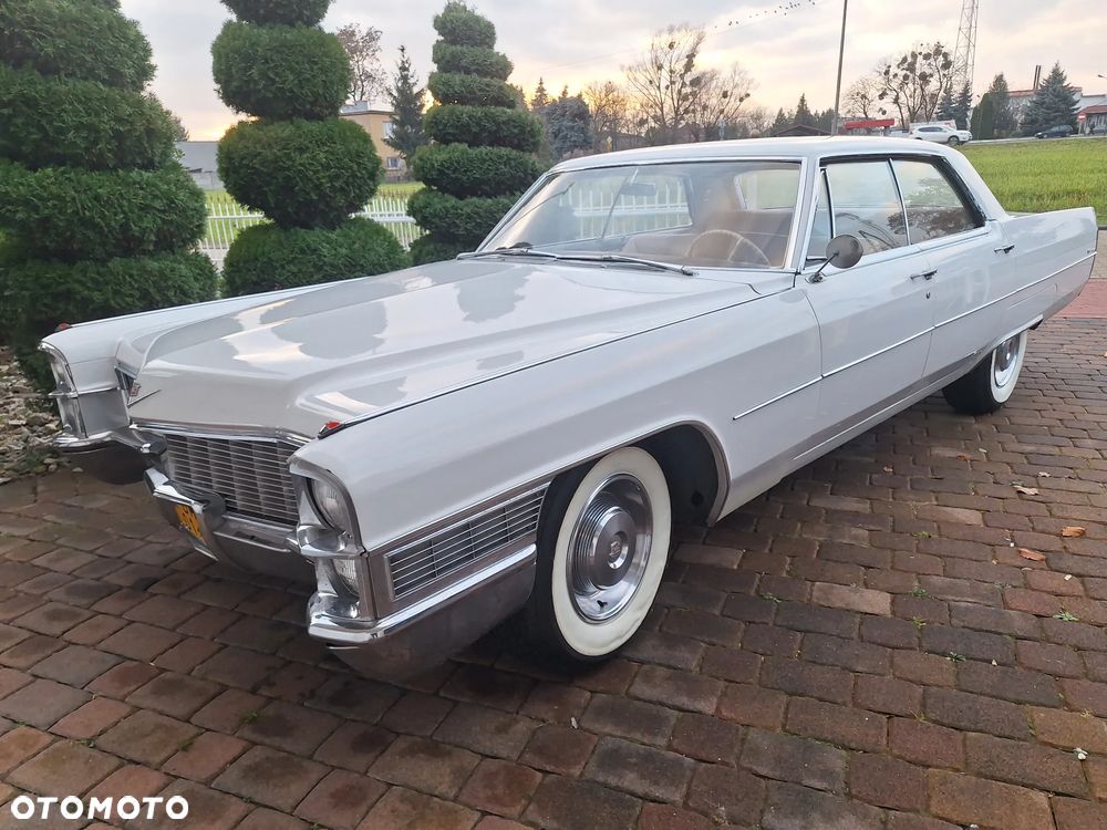 Cadillac Deville - 7