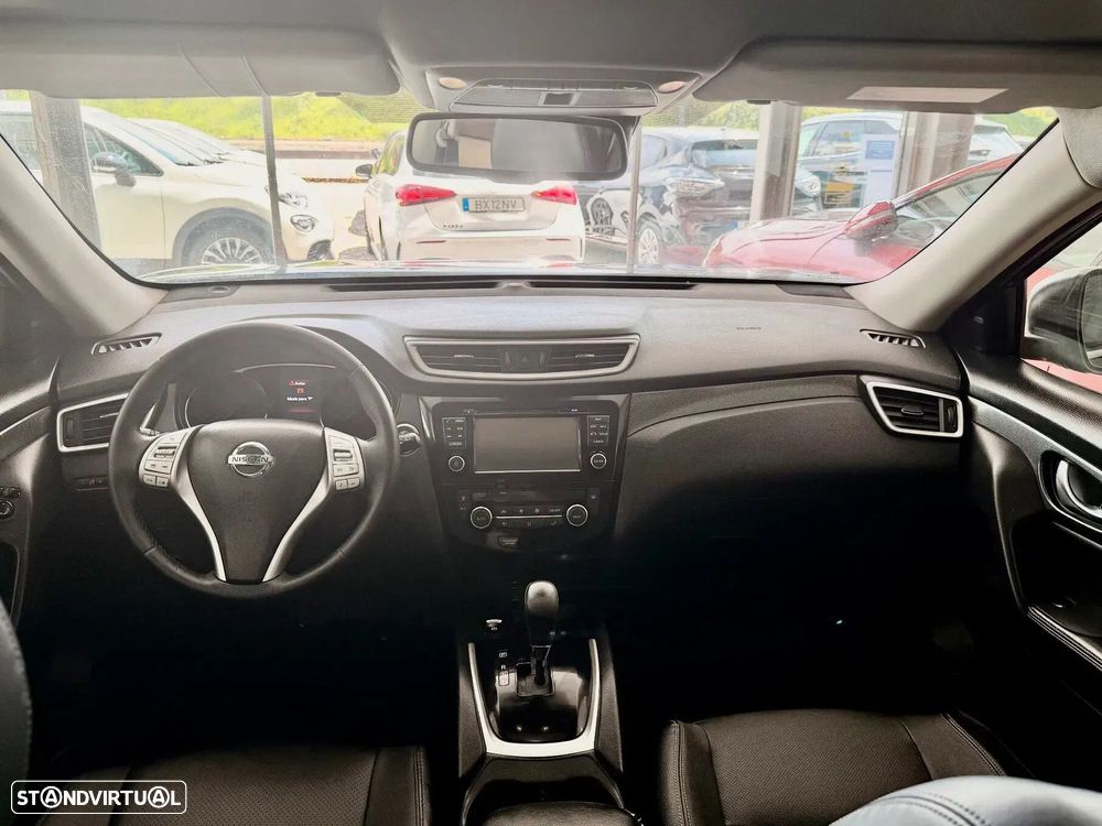 Nissan X-Trail 1.6 dCi N-Connecta Xtronic - 16