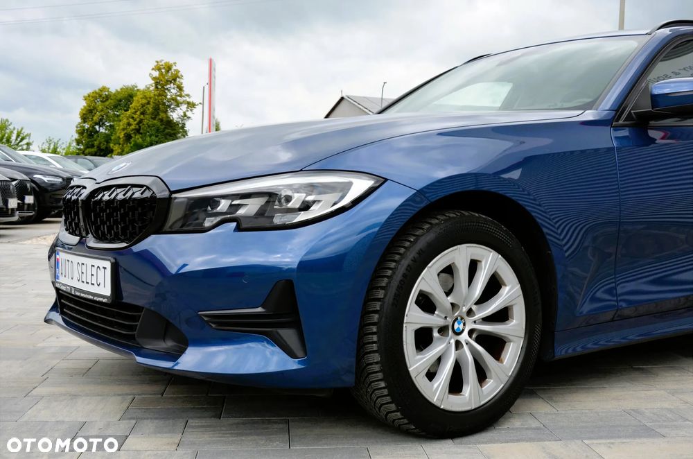 BMW Seria 3 320d Efficient Dynamics Advantage - 9