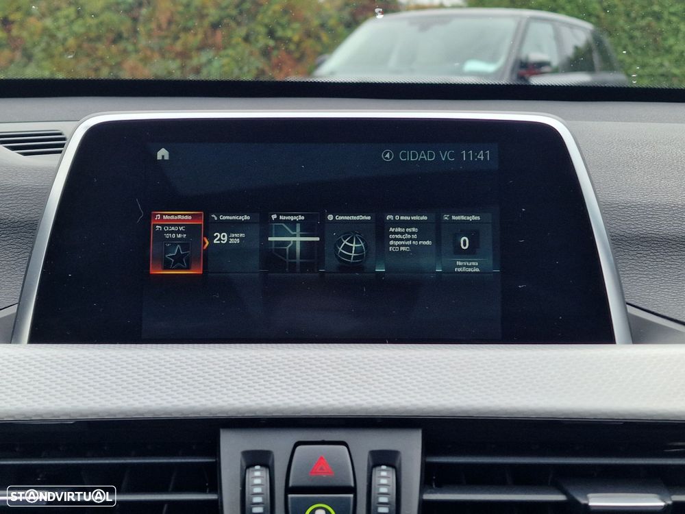 BMW X1 16 d sDrive Auto Pack M - 38