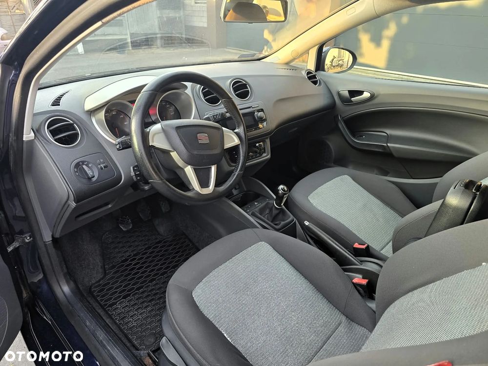 Seat Ibiza SC 1.6 16V Sport - 12