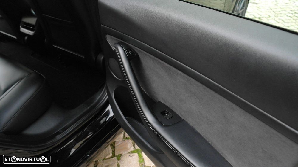 Tesla Model 3 Long Range Tração Traseira - 18