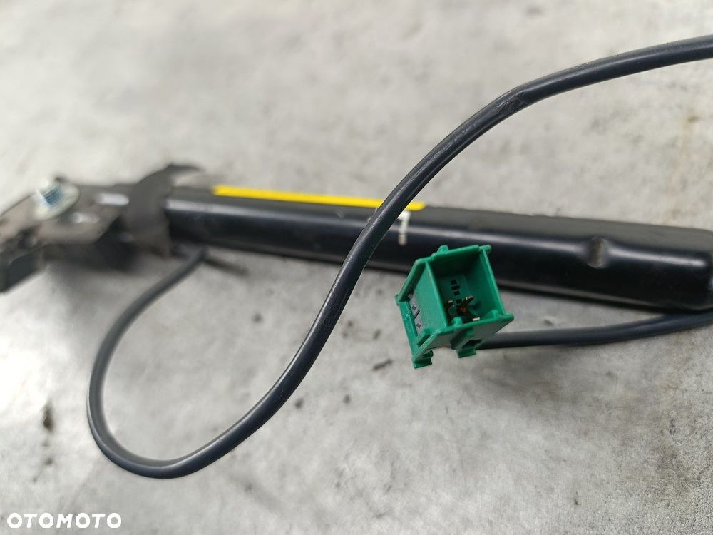 ZAPINKI, SPINKI PASA PRZÓD KOMPLET OPEL ASTRA H 13130023  602218900 - 9