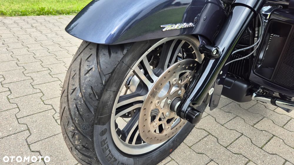 Harley-Davidson Tri Glide - 19
