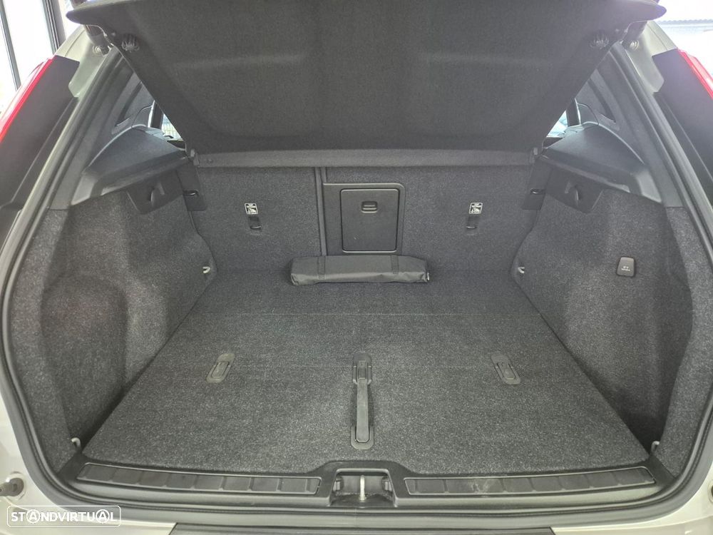 Volvo XC 40 1.5 T2 Inscription Geartronic - 16